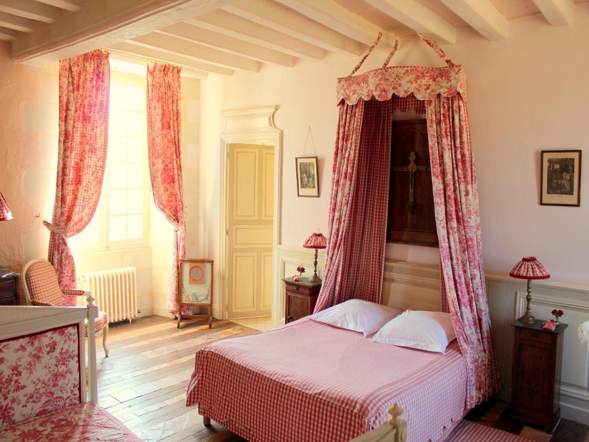 Chateau De Chambiers Durtal Zimmer foto