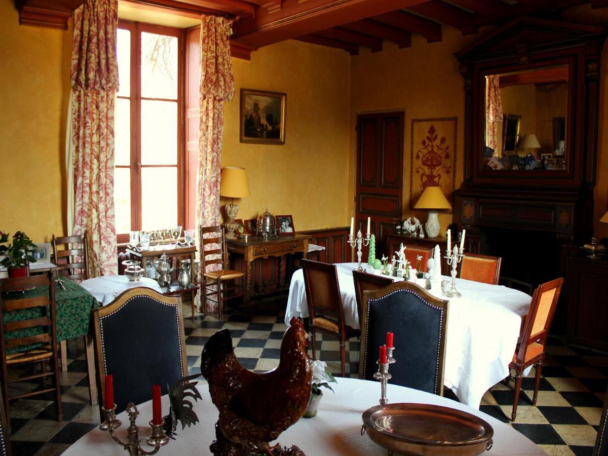 Chateau De Chambiers Durtal Exterior foto