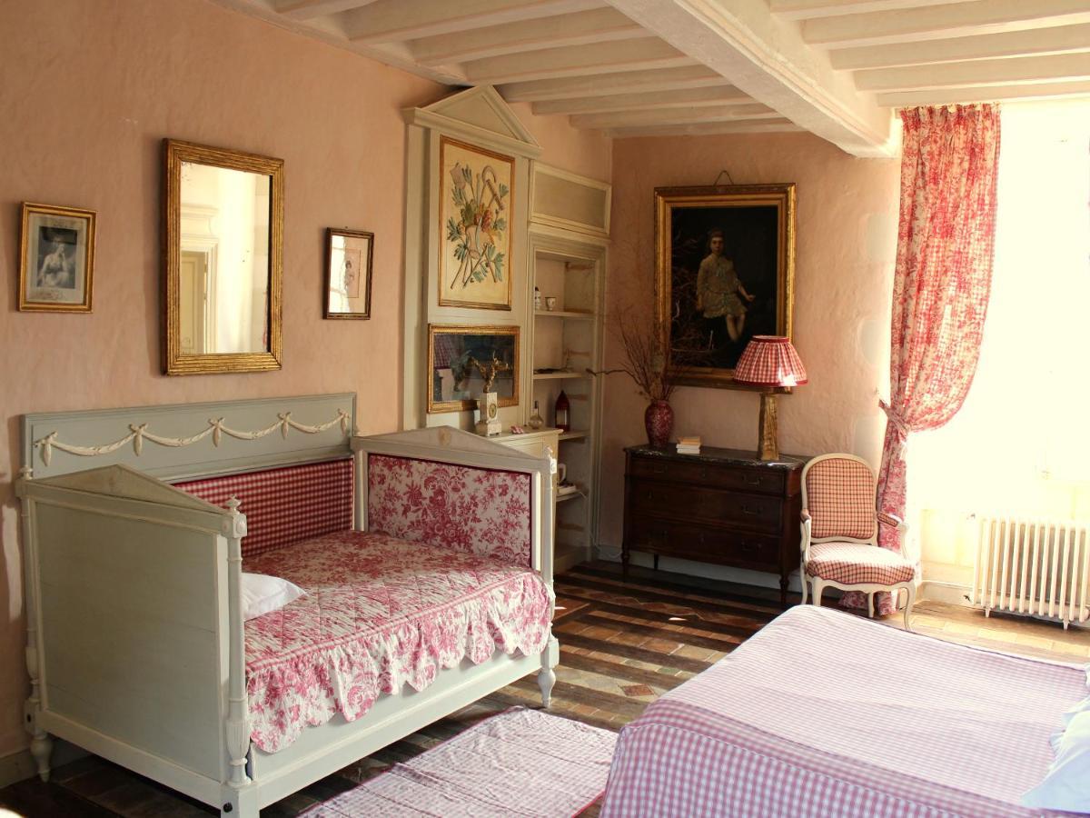 Chateau De Chambiers Durtal Zimmer foto